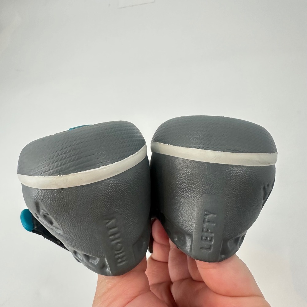 PLAE Water Shoes Sandals Gray Adjustable Strap Kids Size 8 - Picture 2 of 5